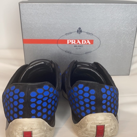 Women’s Prada sneakers size 9.5 (40) - Picture 3 of 7